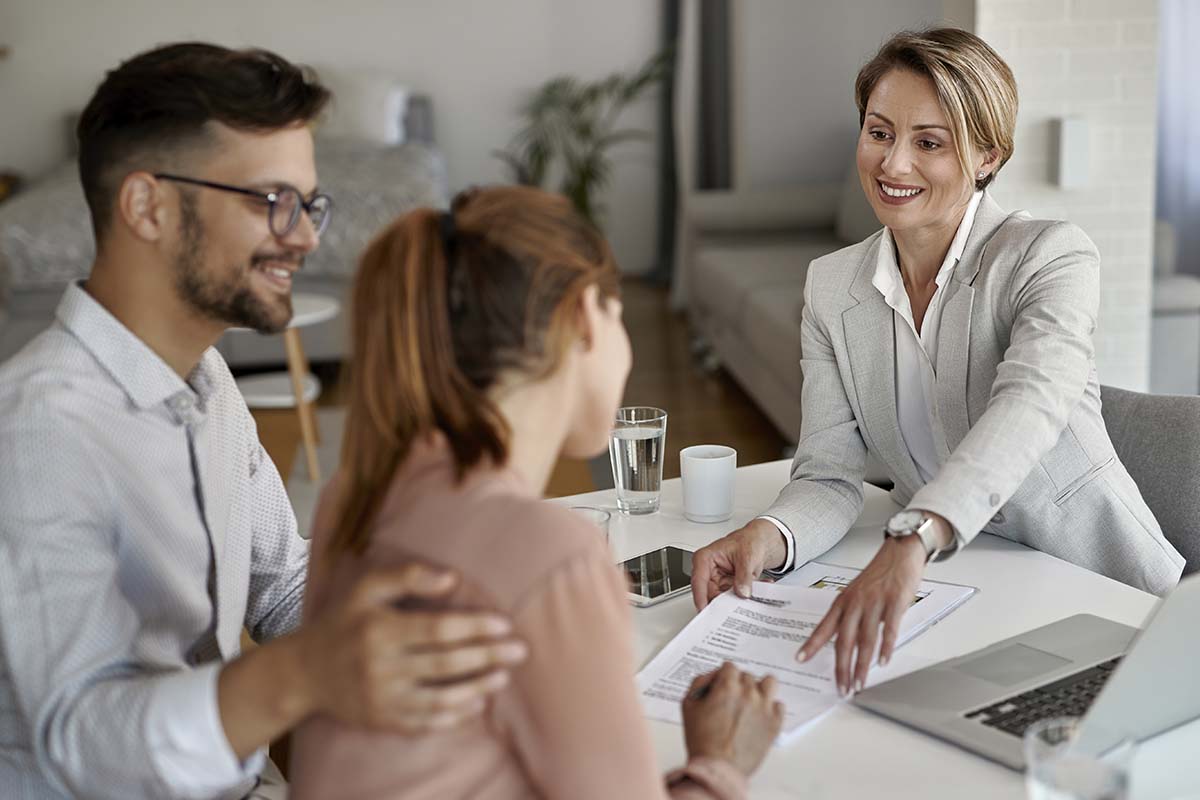 A importância de consultar um profissional de seguros